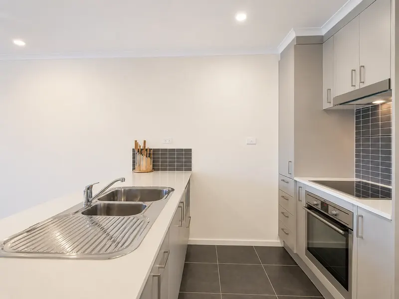 38/8 Ken Tribe Street, Coombs, photo 3