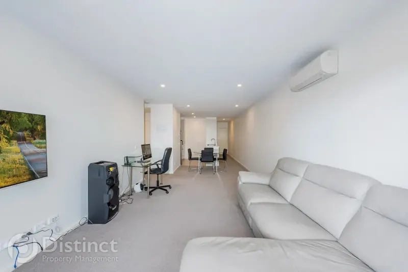 2/109 Canberra Avenue, Griffith, photo 4
