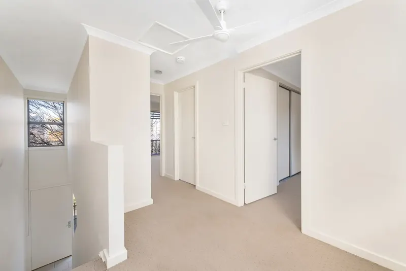 10 Dobikin Street, Crace, photo 8