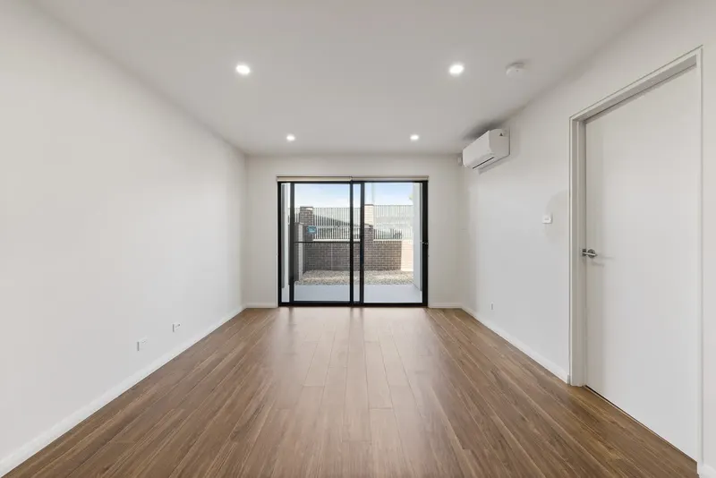 19/40 Trevor Gibson Way, Taylor
