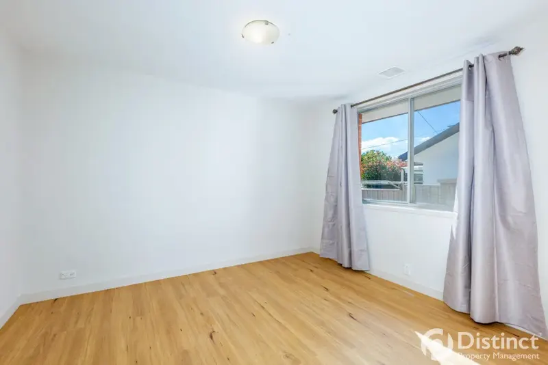 41 Spica Street, Giralang, photo 5
