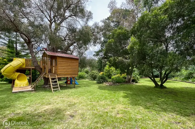 48 Holmes Crescent, Campbell, photo 14