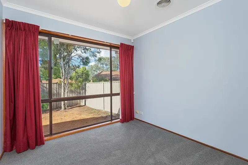 8/2 Quayle Place, Florey, photo 5