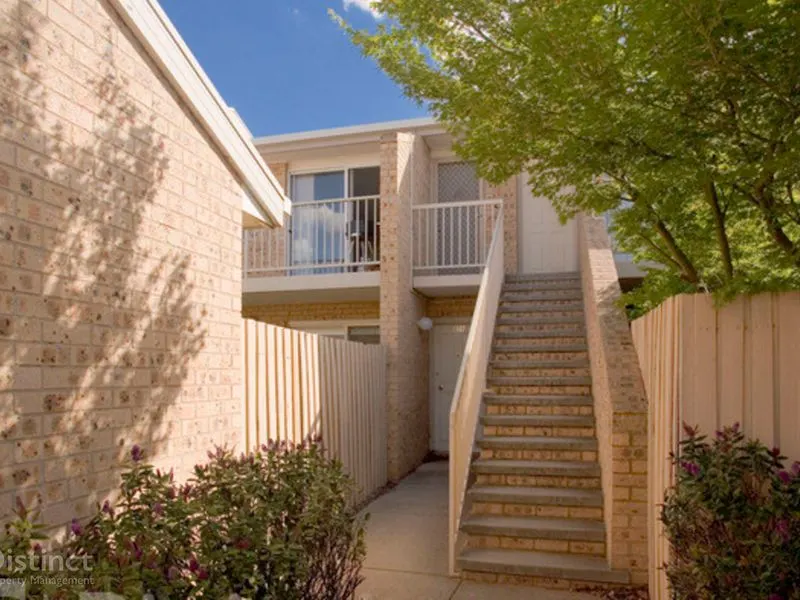 130/15 John Cleland Crescent, Florey, photo 1