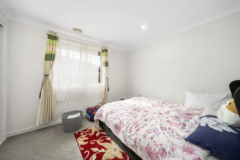 37 Gudamang Street, Ngunnawal, photo 9