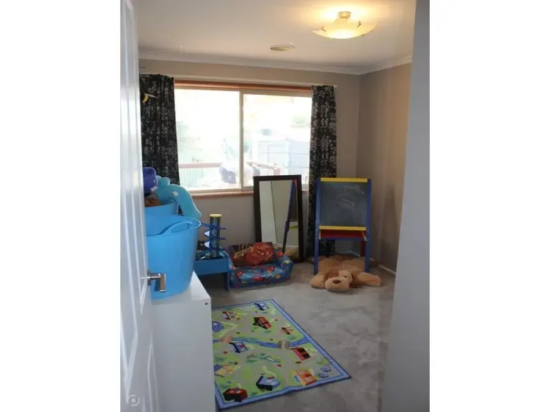 5 Harcus Close, Bonython, photo 13