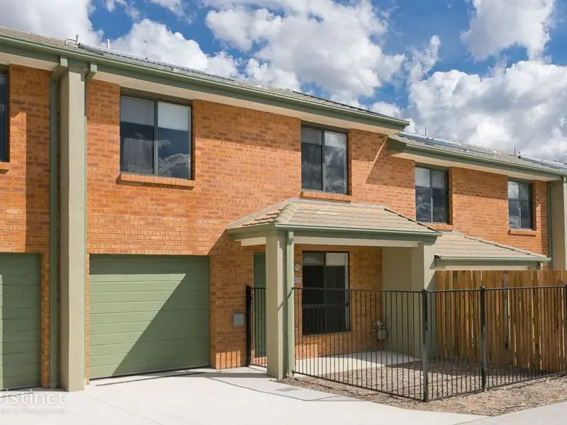 13/41 Lawrenson Circuit, Jacka