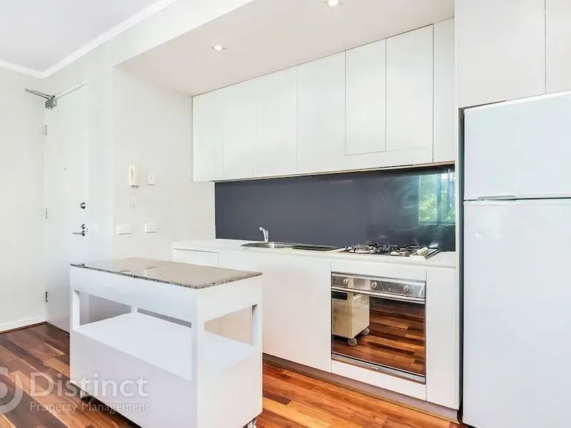 49/61 Giles Street, Kingston, photo 3