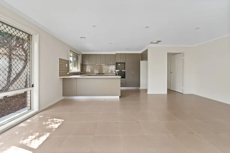 30 Charlotte Barton Street, Franklin, photo 3