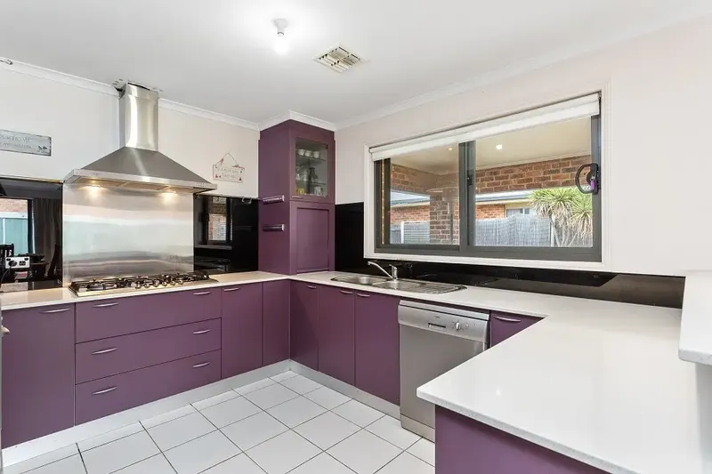 18 Hanrahan Crescent, Dunlop, photo 6