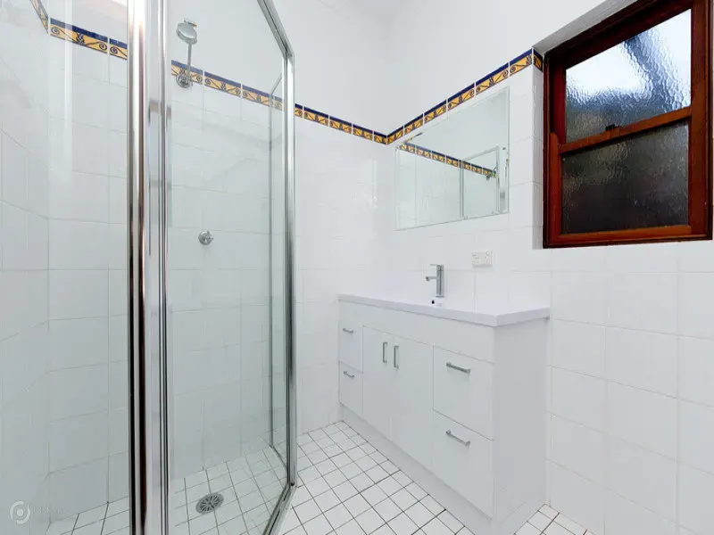 76 Limestone Avenue, Ainslie, photo 7