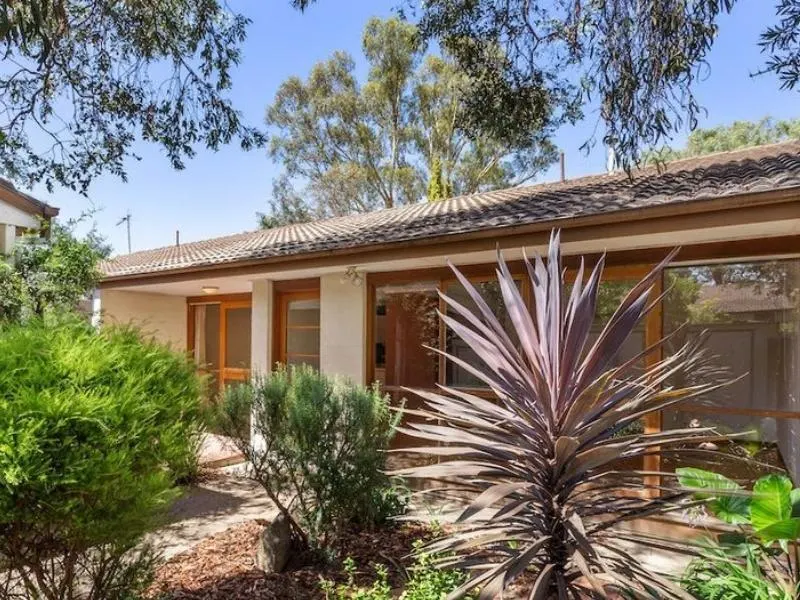 25 Renny Place, Belconnen, photo 1