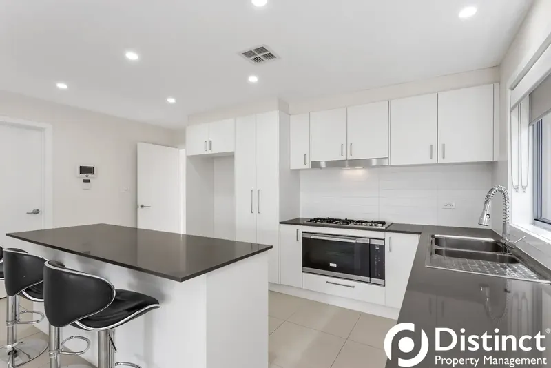 8 Victoria Owen Circuit, Casey, photo 4