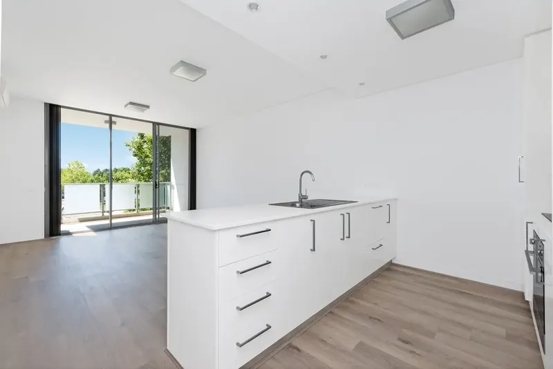 174/116 Easty Street, Phillip, photo 4