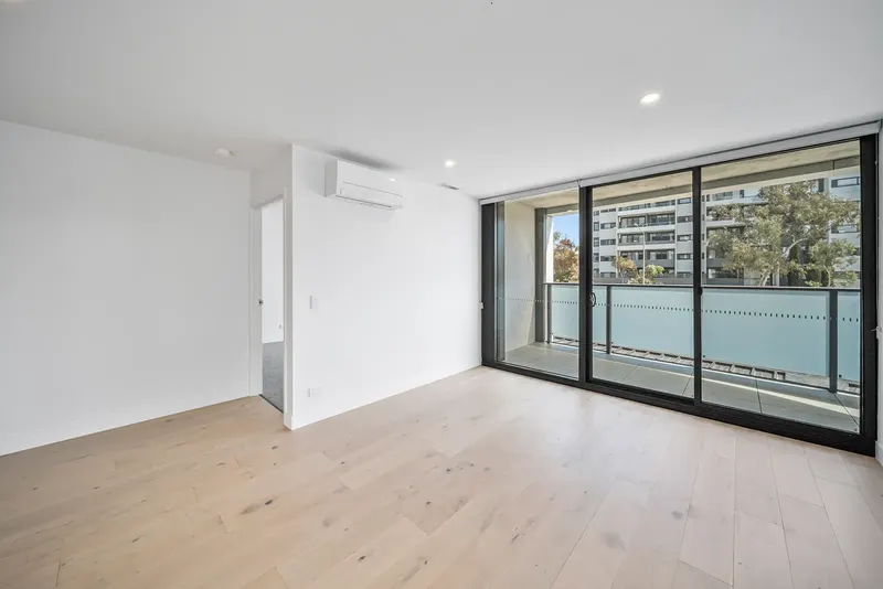 111/220 Melrose Drive, Phillip, photo 5