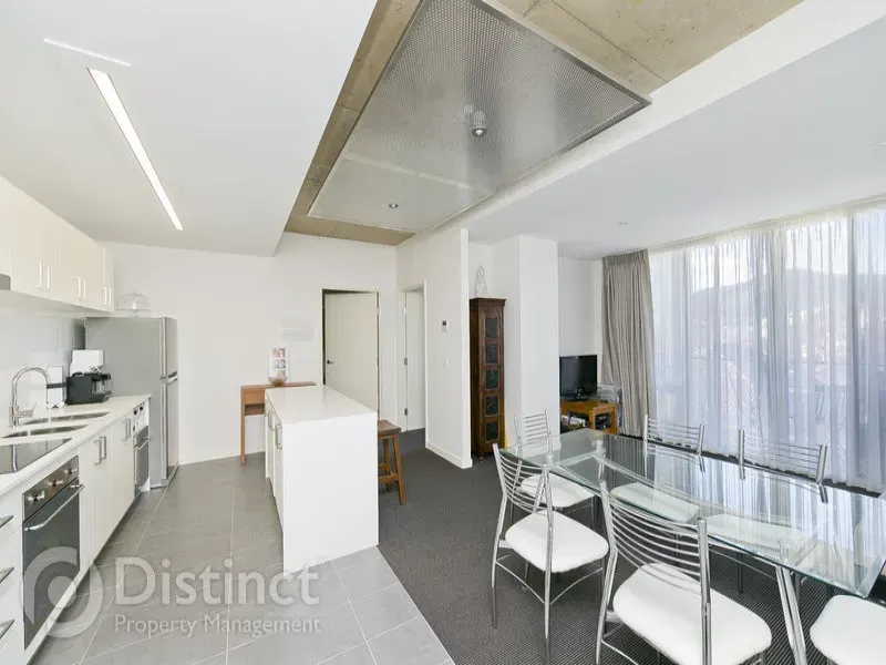 319/24 Lonsdale Street, Braddon, photo 3