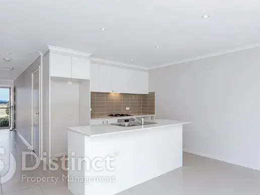 91 Ormiston Circuit, Harrison, photo 2