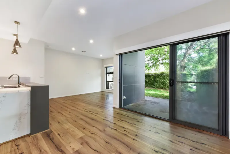 2/1 Mcgowan Place, Dickson, photo 3