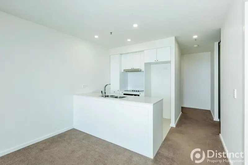 240/1 Anthony Rolfe Avenue, Gungahlin, photo 4