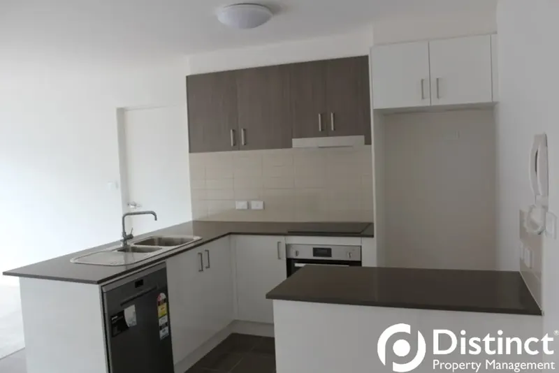 27/39 Jerrabomberra Avenue, Narrabundah, photo 4
