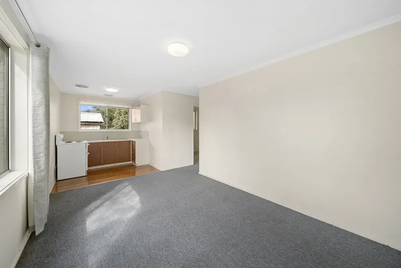 2/3 Carron Street, Page, photo 3