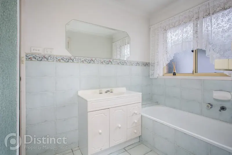 6 Bamir Square, Ngunnawal, photo 8