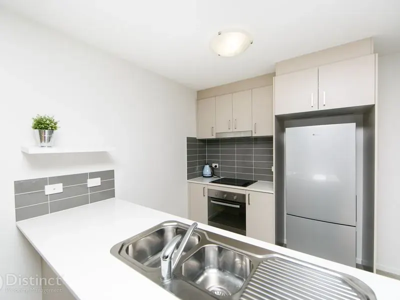 9/41 Philip Hodgins Street, Wright, photo 2