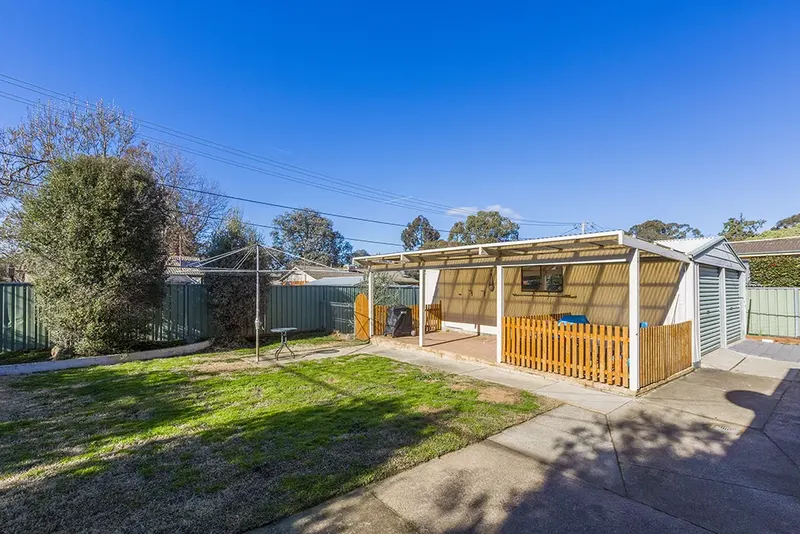 16 Mcmaster Street, Scullin, photo 9