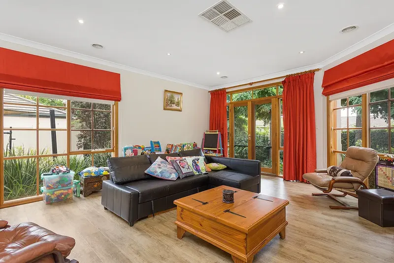 2/81 Monaro Crescent, Griffith, photo 1