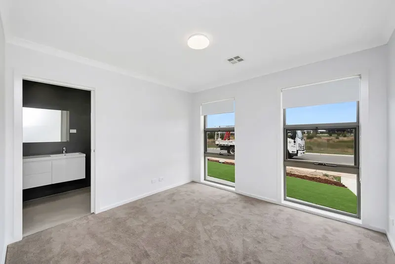 50 Zealie Bend, Googong, photo 17