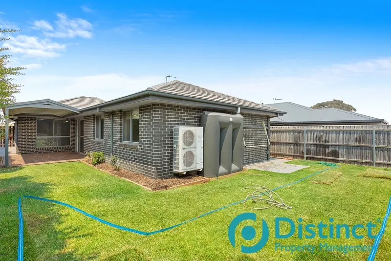19 Bott Crescent, Casey, photo 13