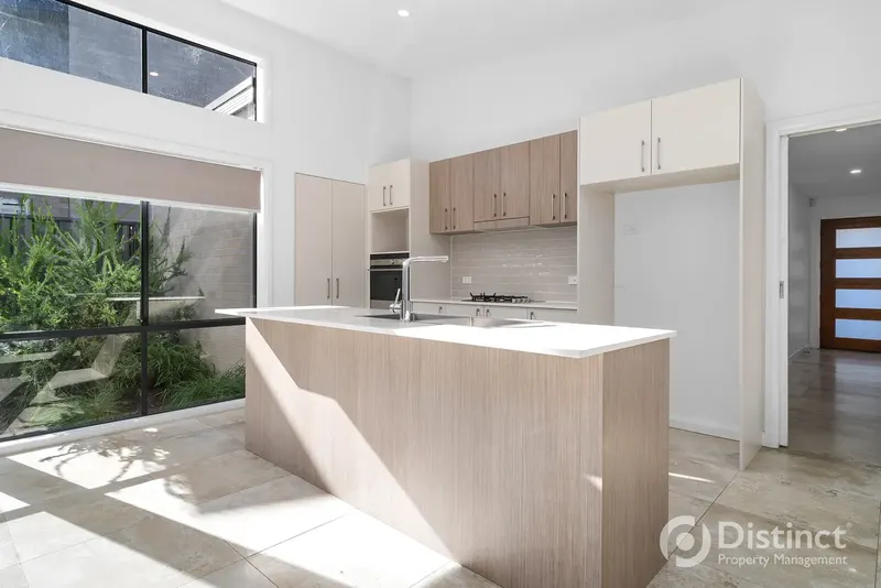 1/112 Bacchus Cct, Kambah, photo 2