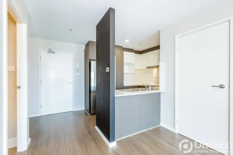 109/311 Anketell Street, Greenway, photo 5