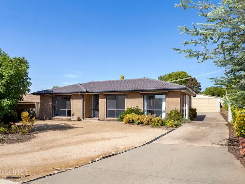 5 Tannabar Place, Isabella Plains, photo 1