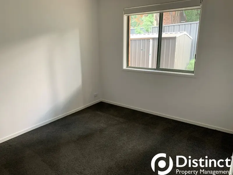 12 Harry Hopman Circuit, Gordon, photo 6