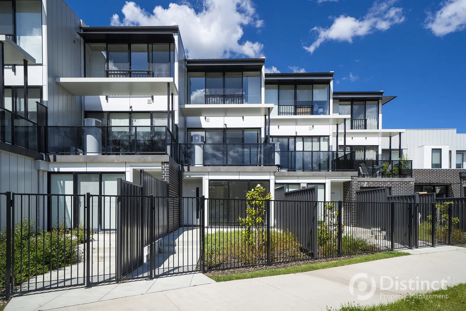35/6 Ellison Harvie Close, Greenway, photo 1
