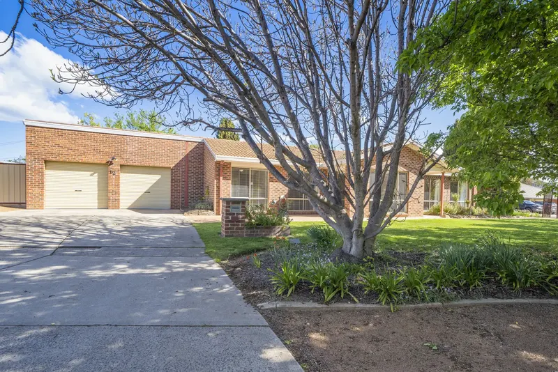 12 Arakoon Crescent, Isabella Plains ACT 2905, photo 15