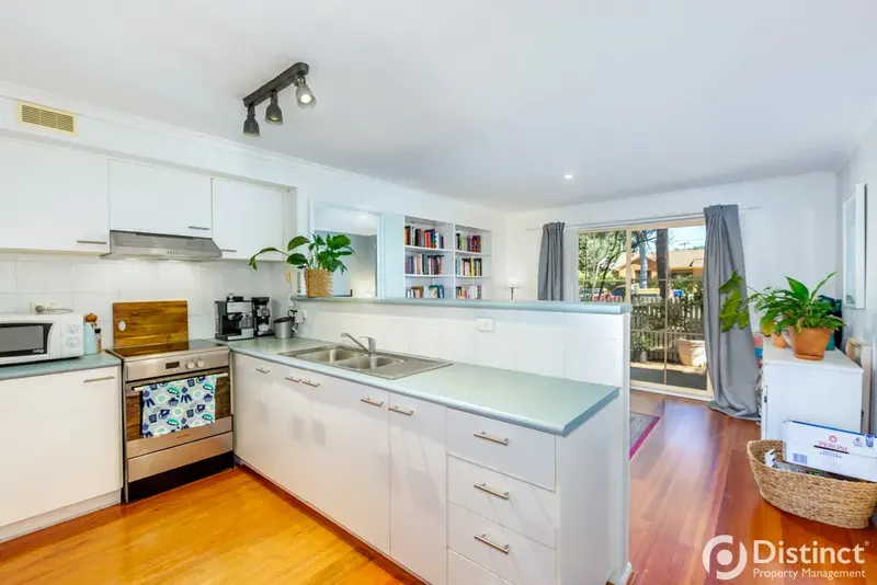 13/13 Sturt Avenue, Griffith, photo 2