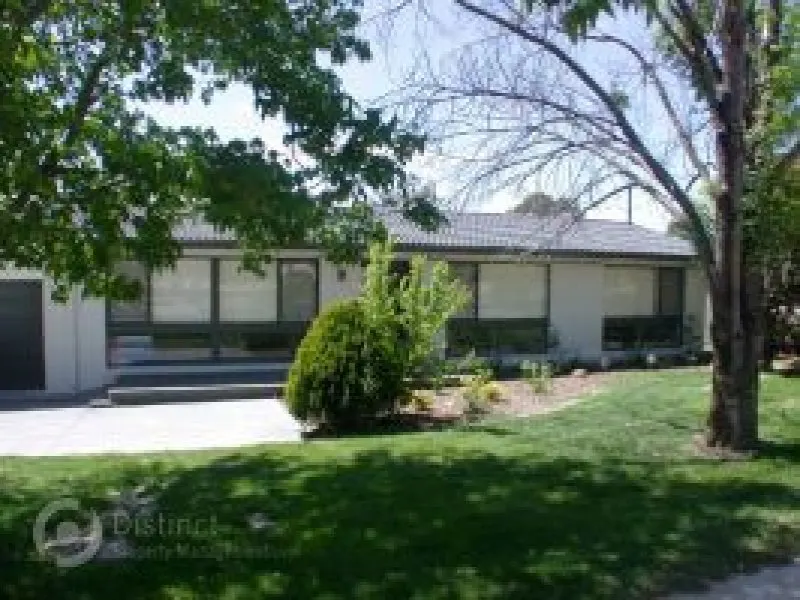 54a Belconnen Way, Page, photo 1