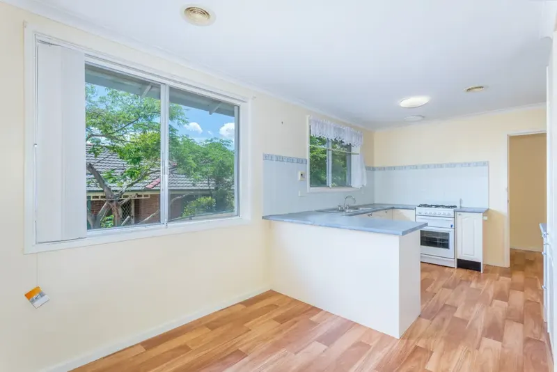 8 Belconnen Way, Page, photo 4