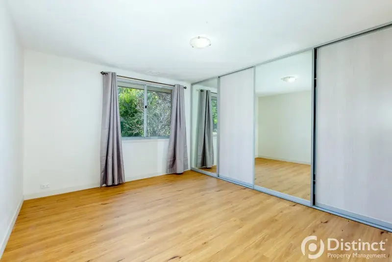 41 Spica Street, Giralang, photo 4