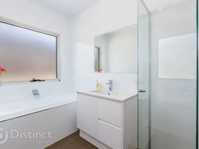 47 Langtree Crescent, Crace, photo 8
