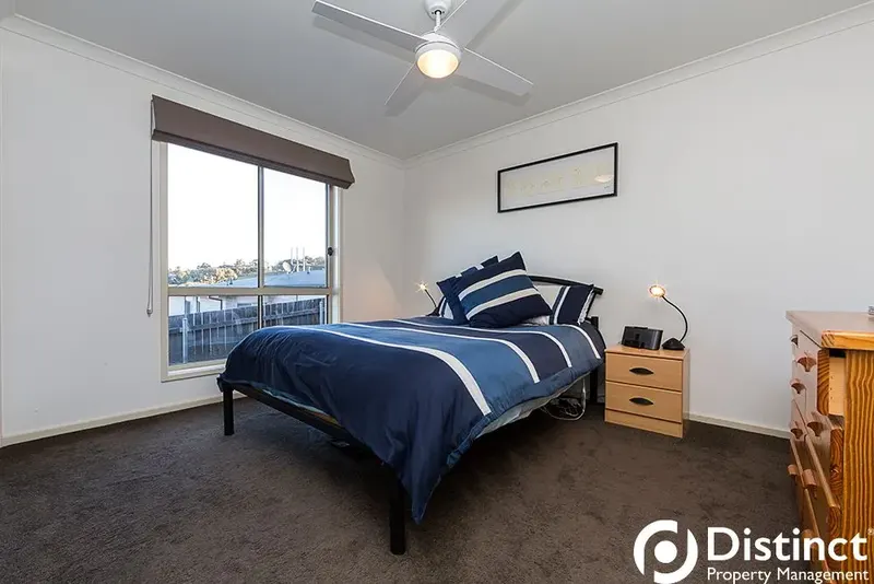 35 Carmody Street, Casey, photo 2