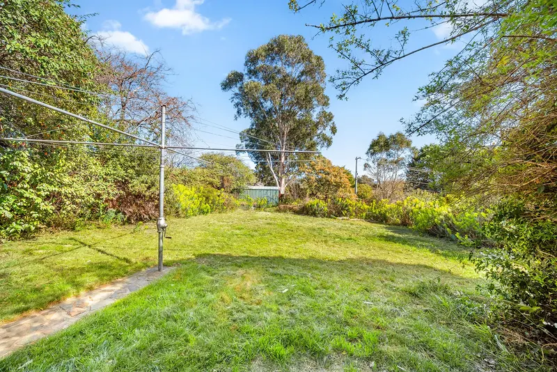 18 Ardlethan Street, Fisher, photo 16