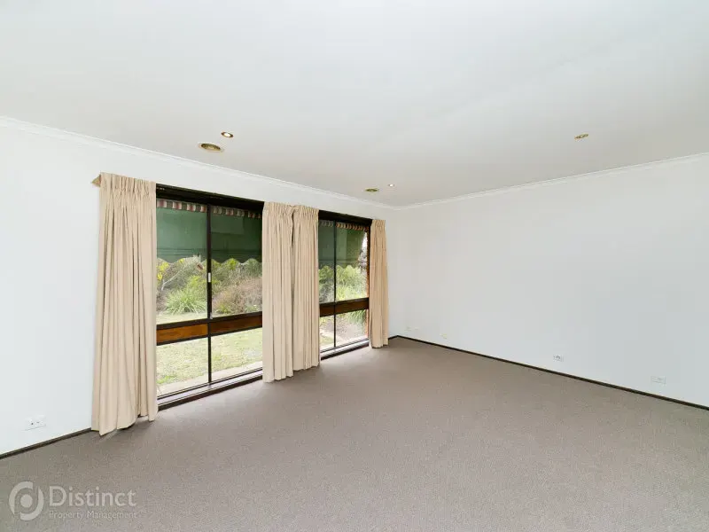 84 Onkaparinga Crescent, Kaleen, photo 3