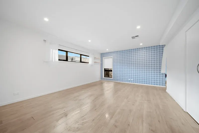 42/16 Cornelius Street, Coombs, photo 4