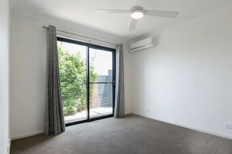 108 Burrumarra Avenue, Ngunnawal, photo 8