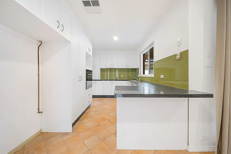 4 Maloney Street, Queanbeyan West, photo 5