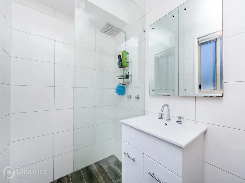 16 Werriwa Crescent, Isabella Plains, photo 6