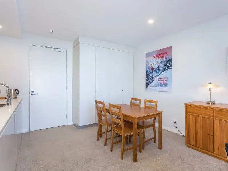 42/44 Macquarie Street, Barton, photo 4